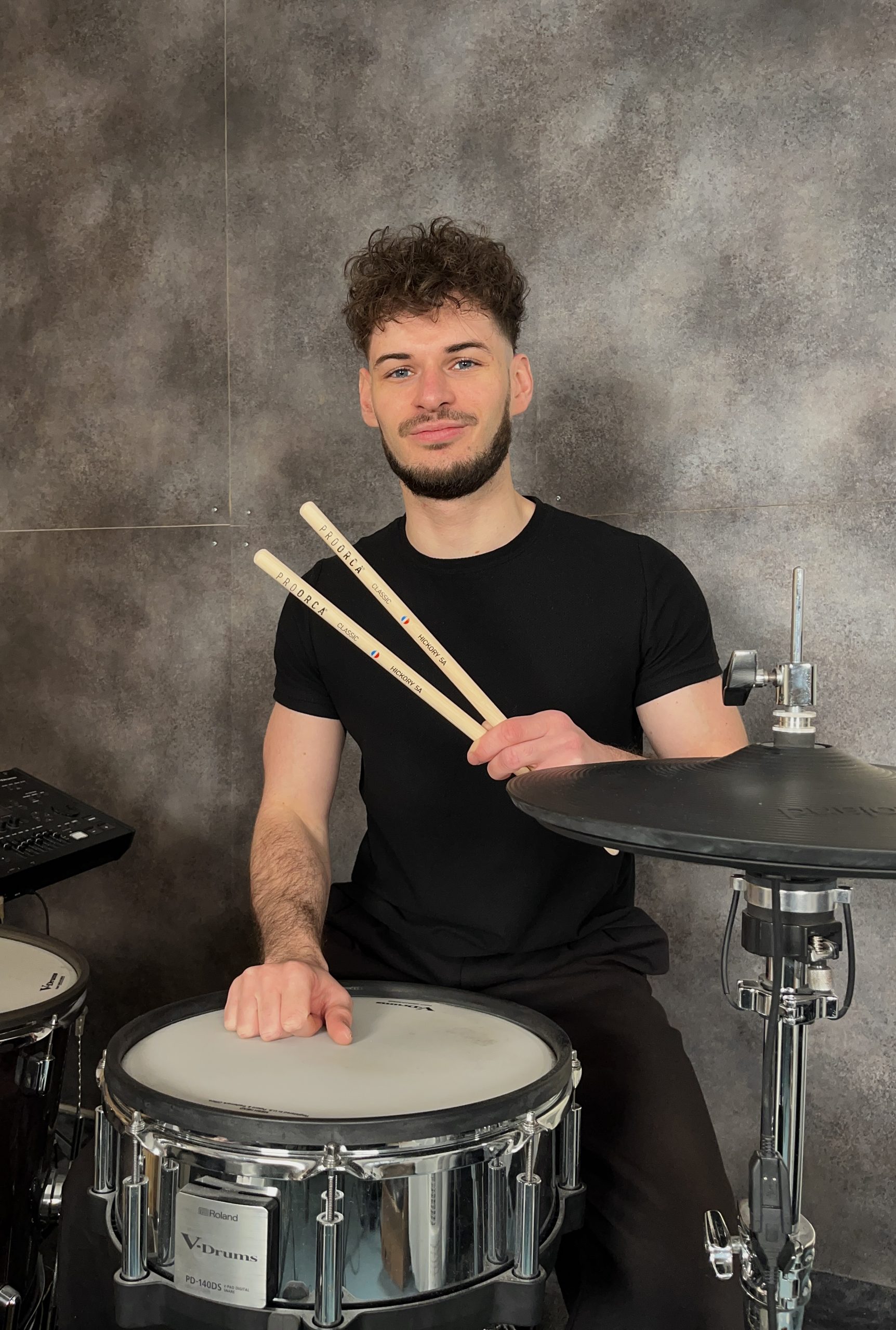 Antoine Depondt, professeur de batterie diplômé à Lyon